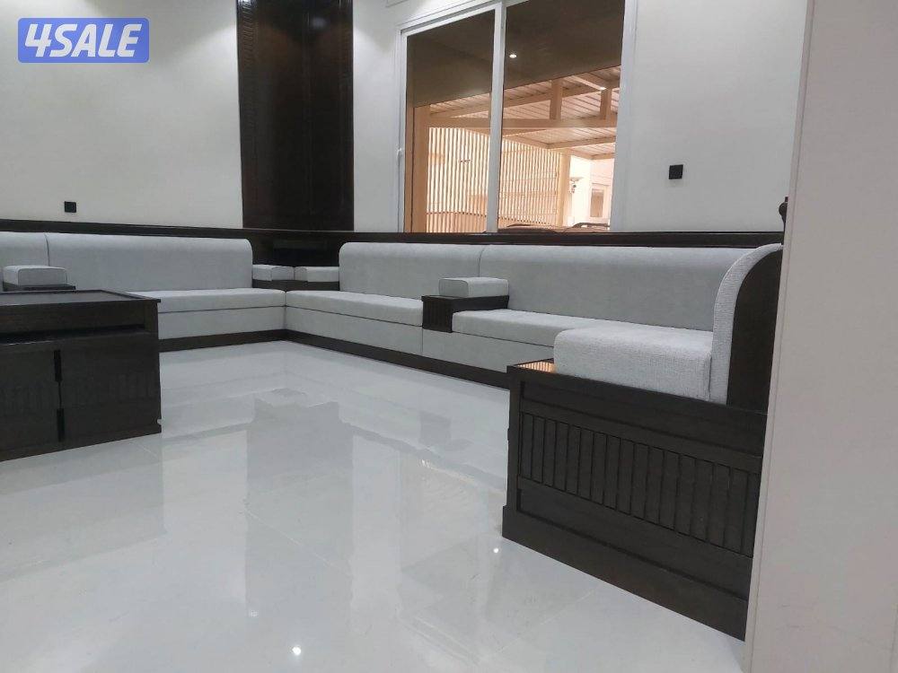 ديوانيات رسميه وجلسات أمريكي ولبناني ومساند ظهر1