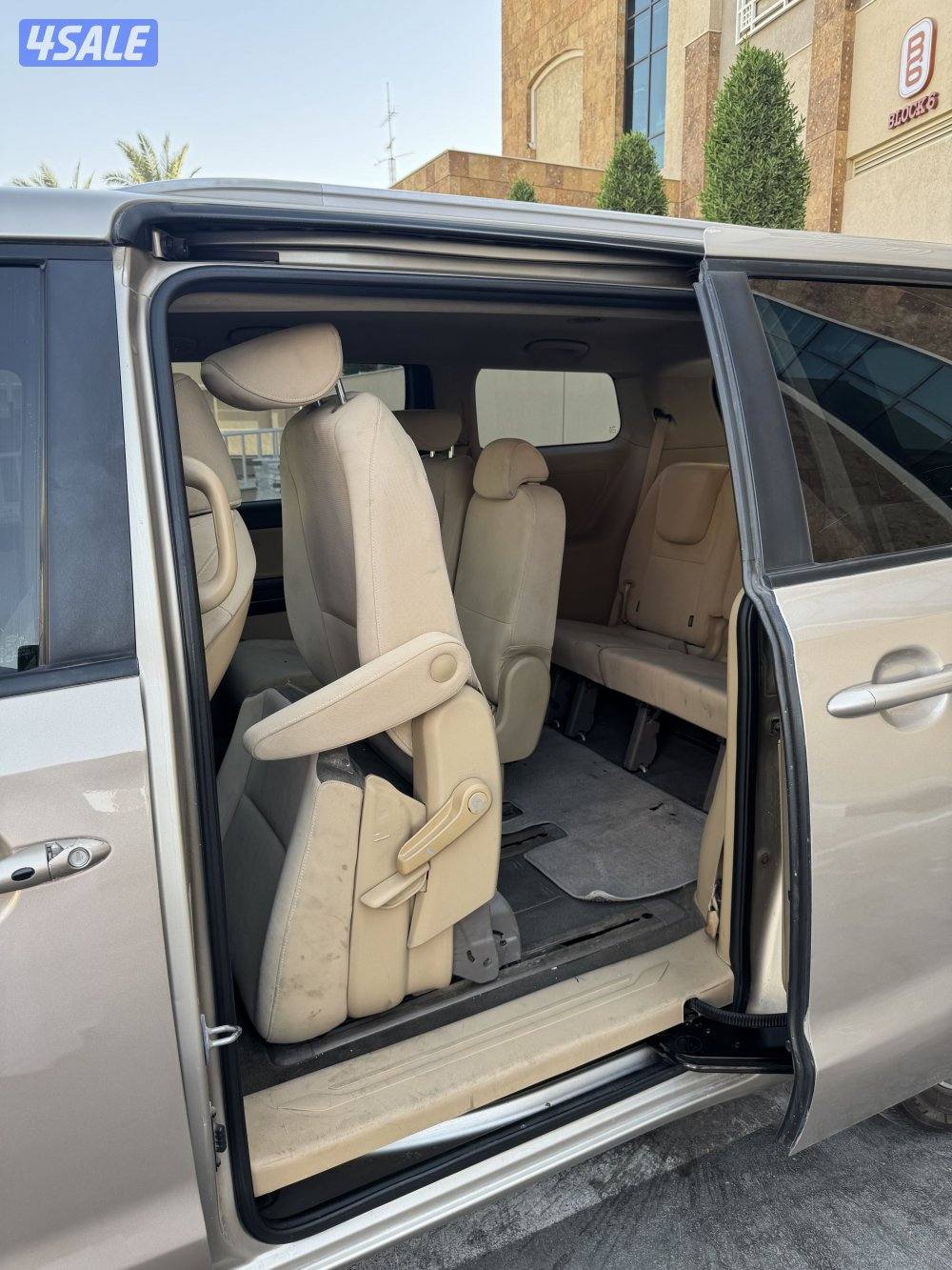 كيا كرنفال ٢٠١٦ بحاله ممتازه7