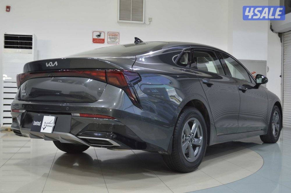 Kia K5 2024 – LX (2.5L 4-Cylinder) – Excellent Condition3