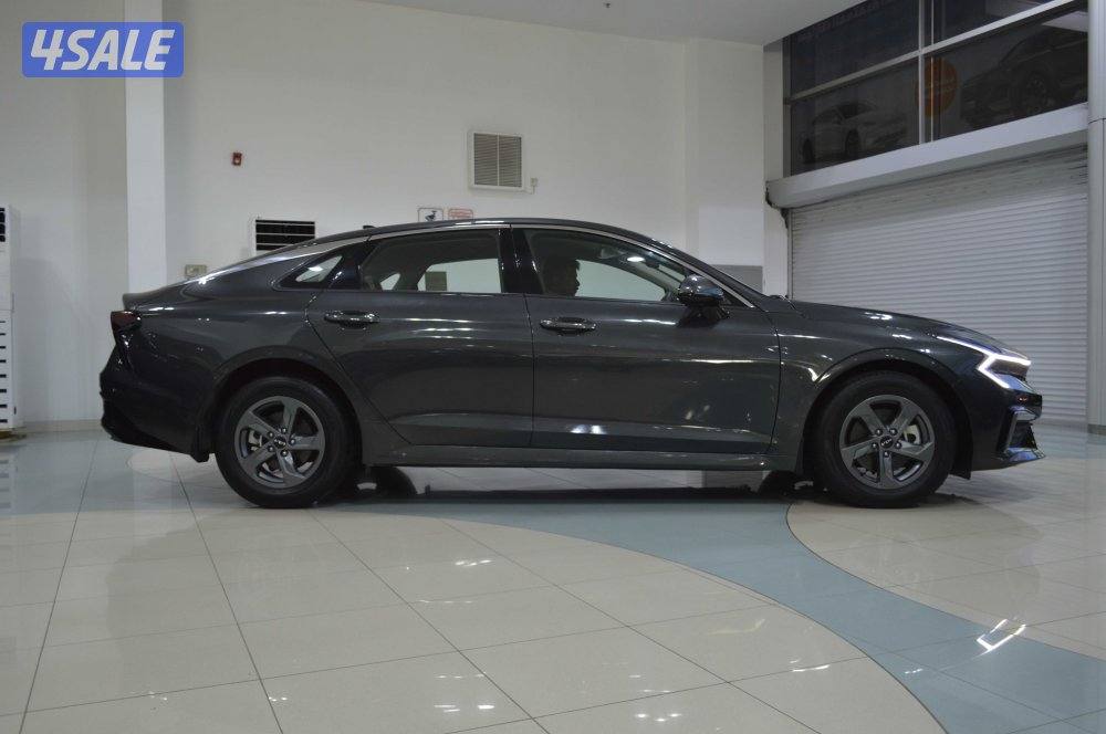 Kia K5 2024 – LX (2.5L 4-Cylinder) – Excellent Condition4