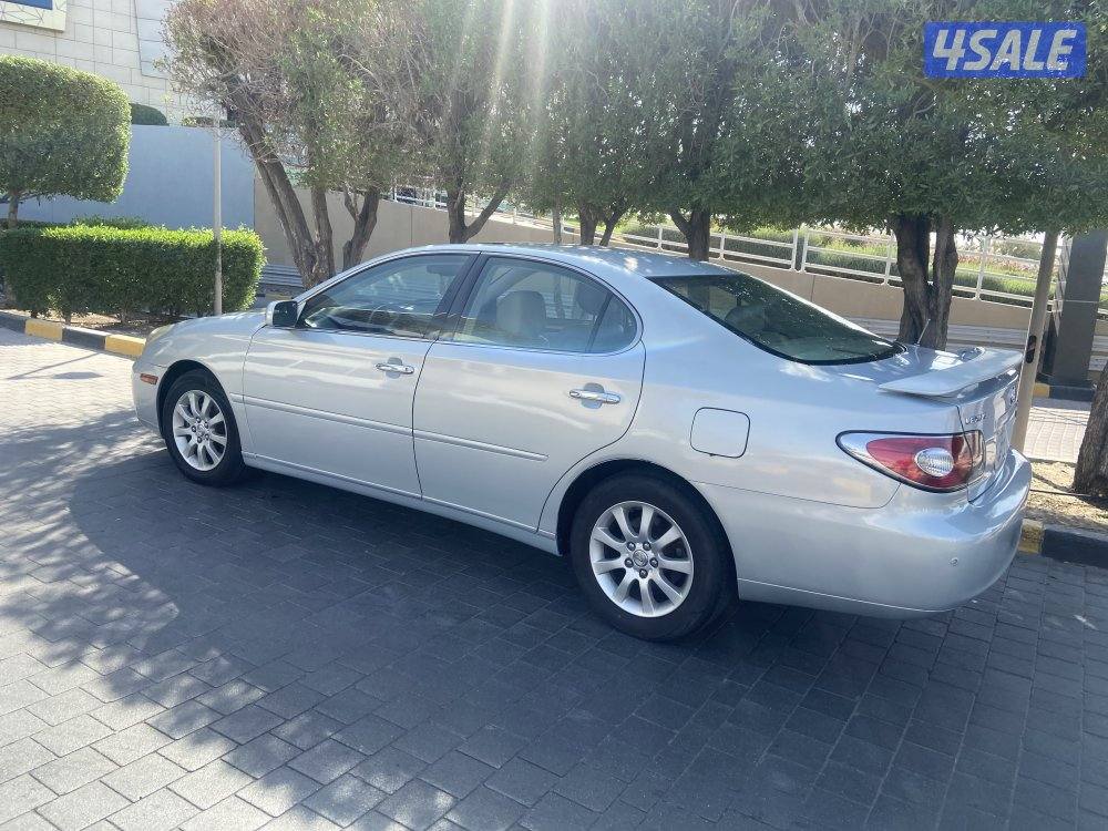 للبيع لكزز Es350 موديل 2004 بحاله ممتازه1