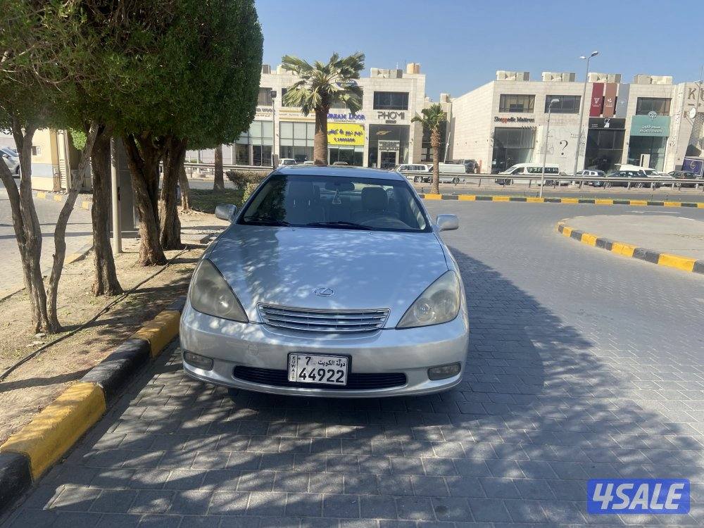للبيع لكزز Es350 موديل 2004 بحاله ممتازه3