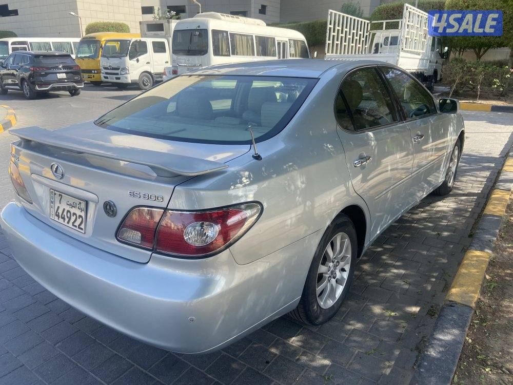 للبيع لكزز Es350 موديل 2004 بحاله ممتازه5
