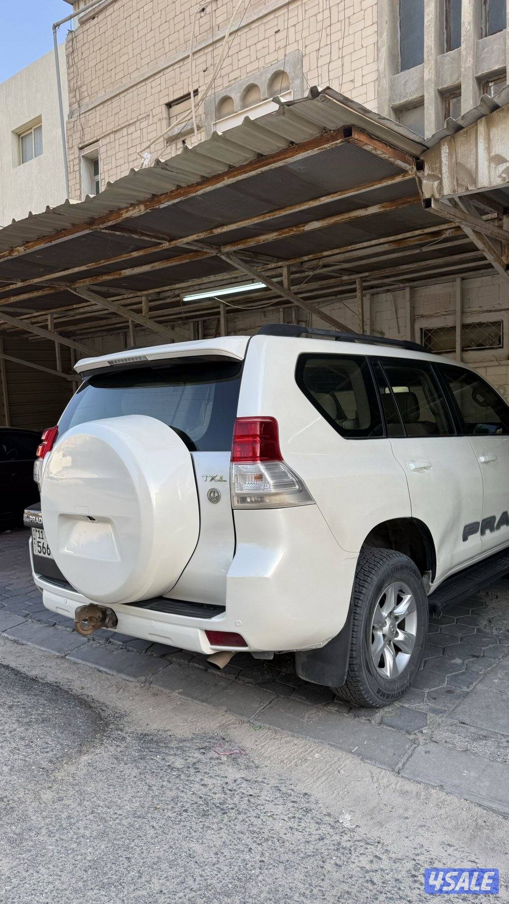 للبيع برادو كامل المواصفات ماعدى الجلد1