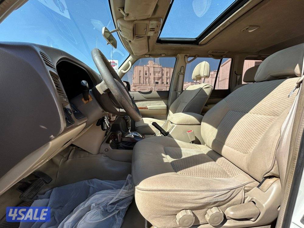 سوبر سفاري موديل ٢٠٠٣ ماشي 560 الف8