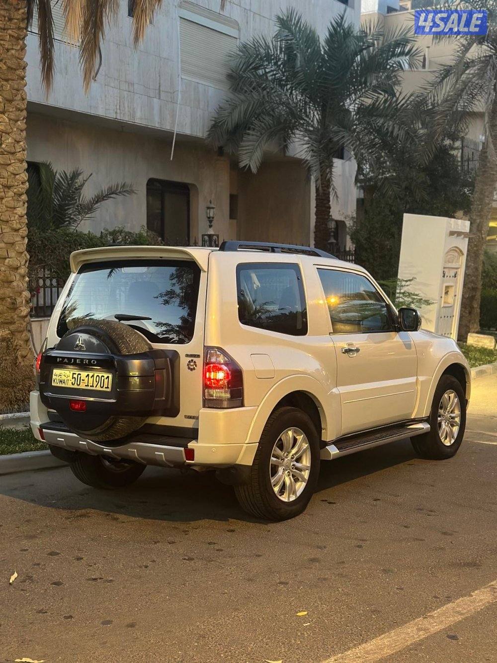 باجيرو باب واحد موديل 2017 ماشي ١٢٠ الف كامل المواصفات شرط الفحص2