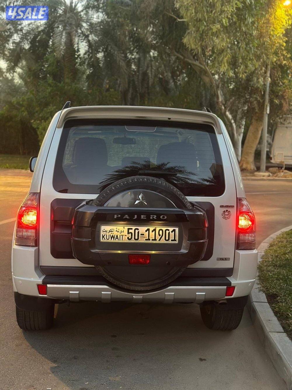 باجيرو باب واحد موديل 2017 ماشي ١٢٠ الف كامل المواصفات شرط الفحص4