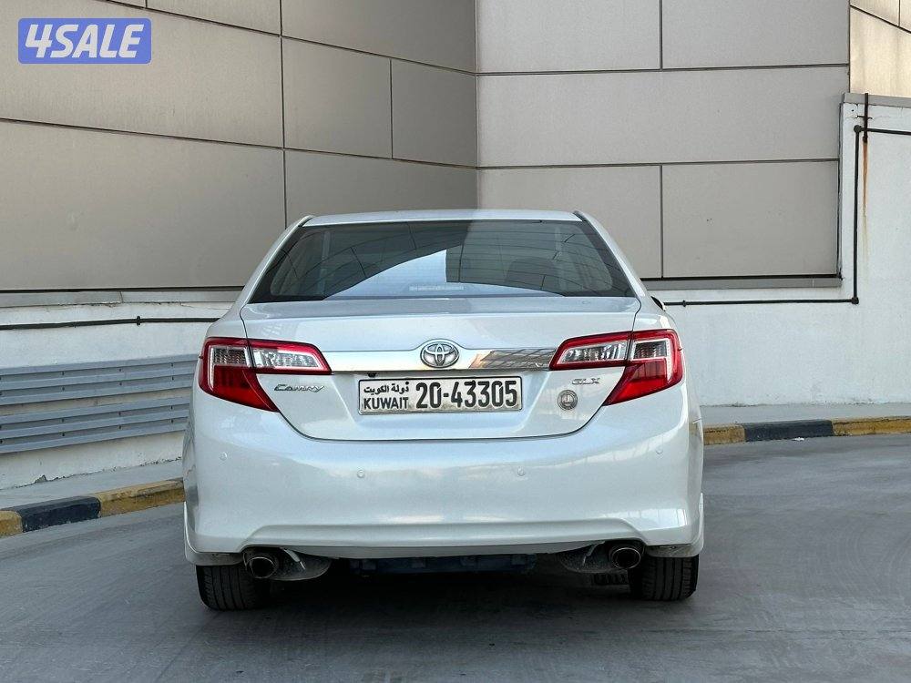 كامري GLX / ٢٠١٢4