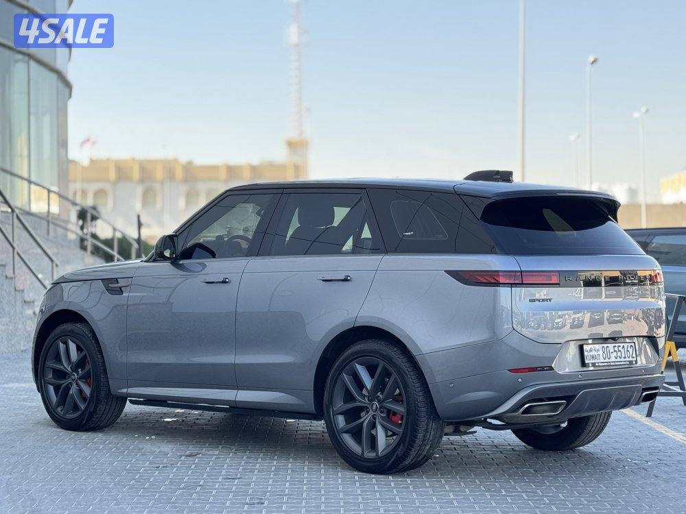 للبيع لاندروفر اسبورت موديل 20245