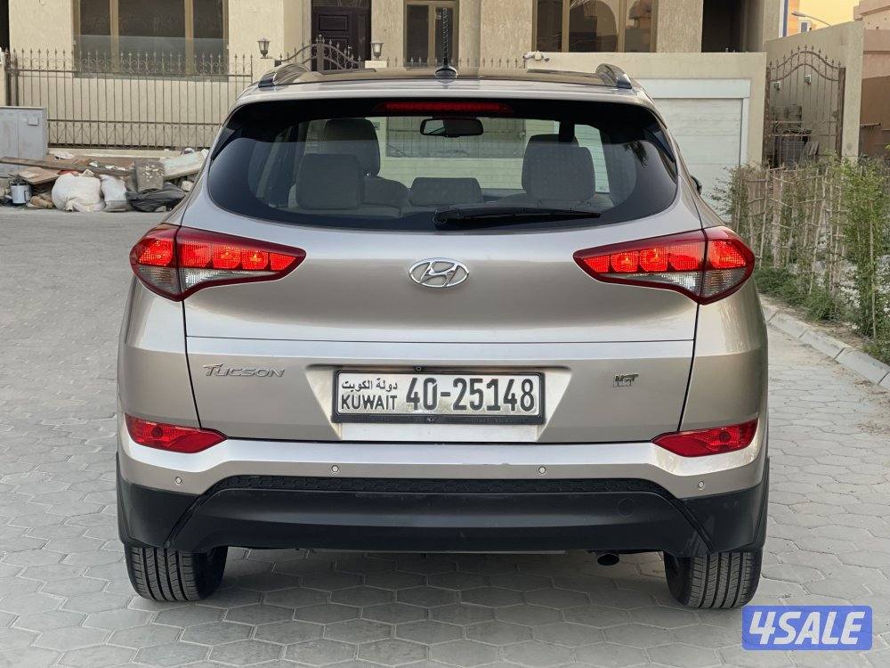 هيونداي توسان  المكينه الكبيره المالك الاول موديل 20172