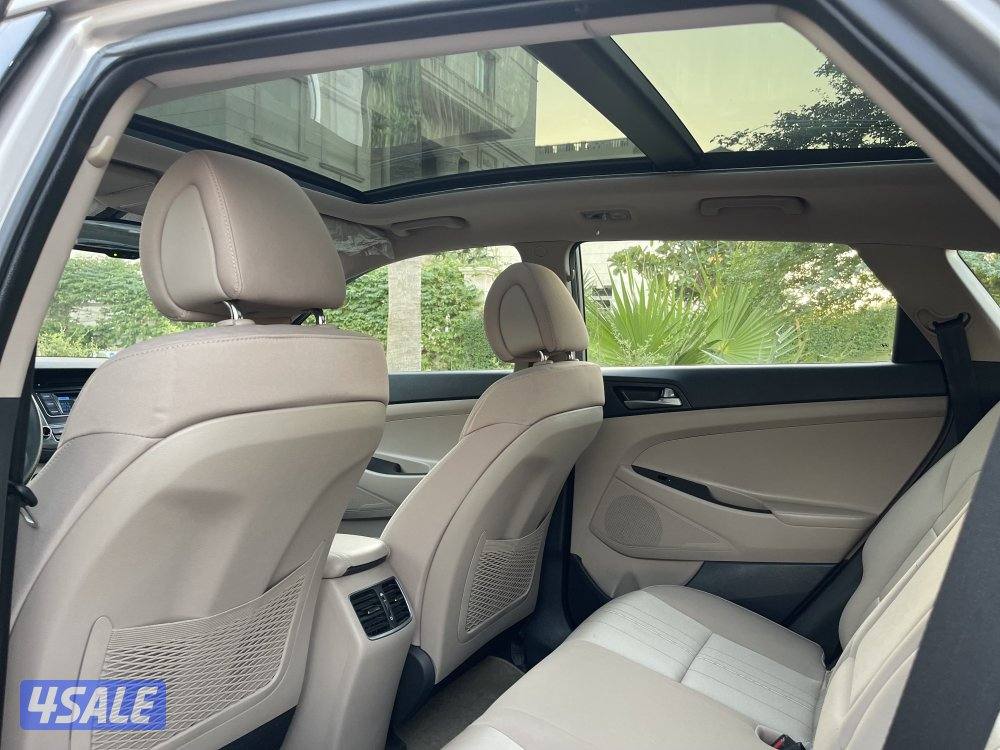 هيونداي توسان  المكينه الكبيره المالك الاول موديل 20175