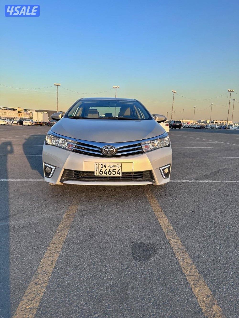 كورولا - موديل 2015  بحالة الوكاله1