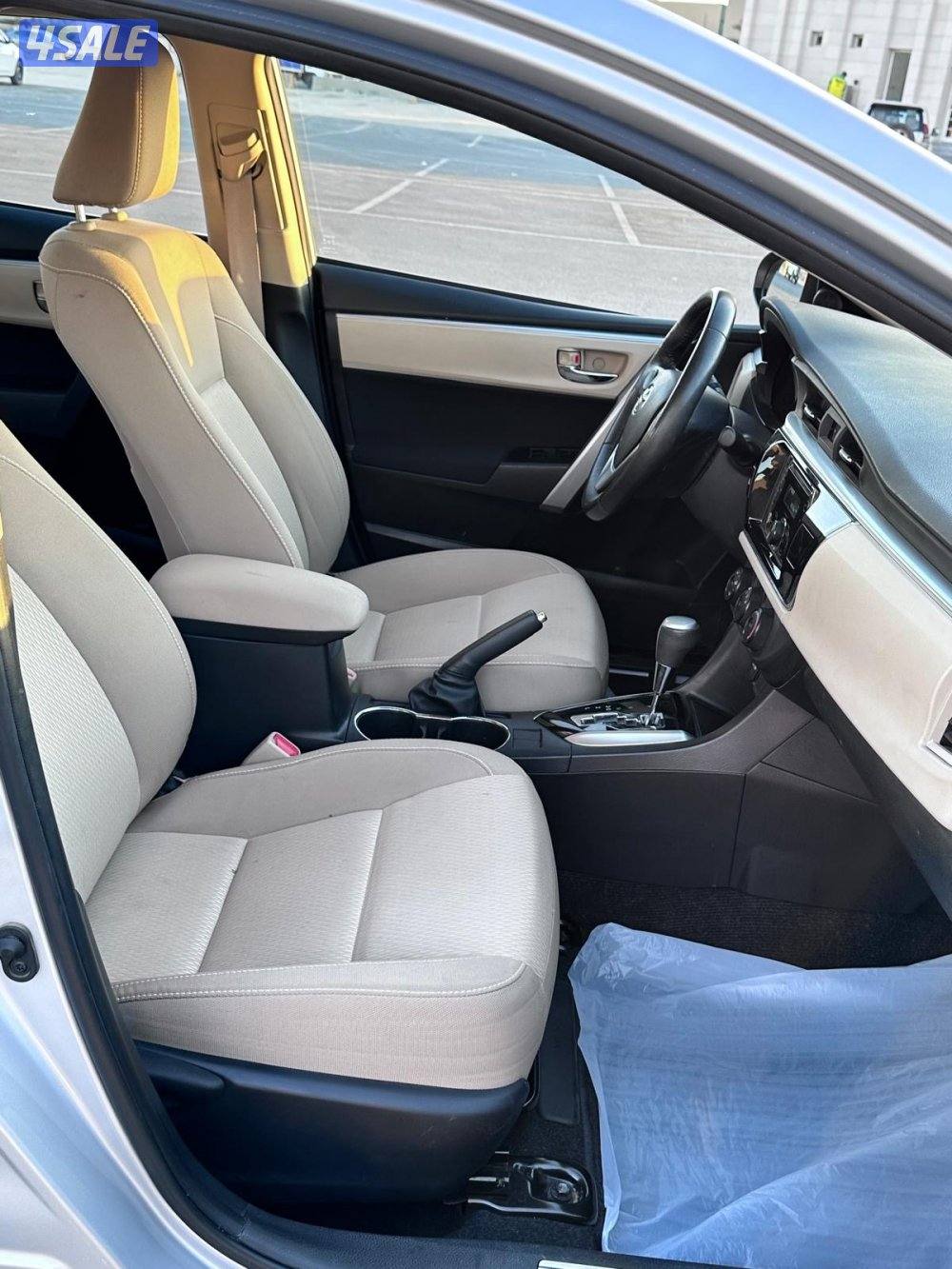 كورولا - موديل 2015  بحالة الوكاله9