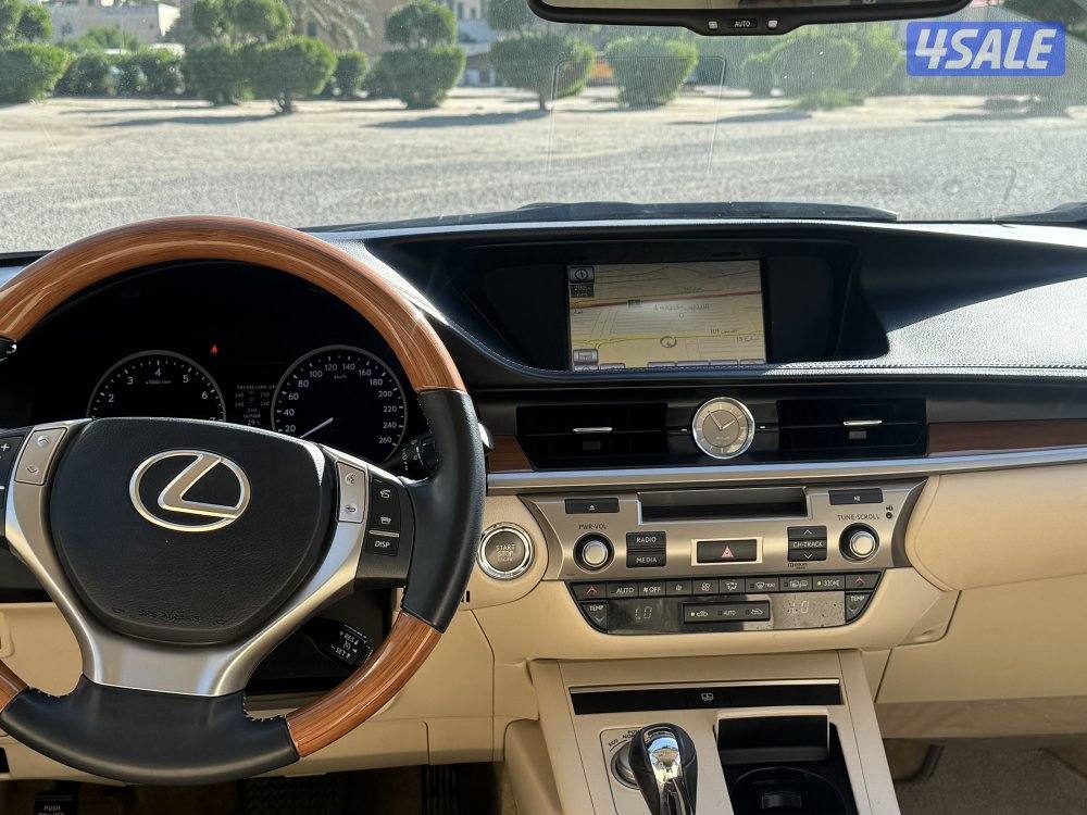 للبيع لكزس ES250  الساير موديل 2014  فل اوبش عداد 106 الف5