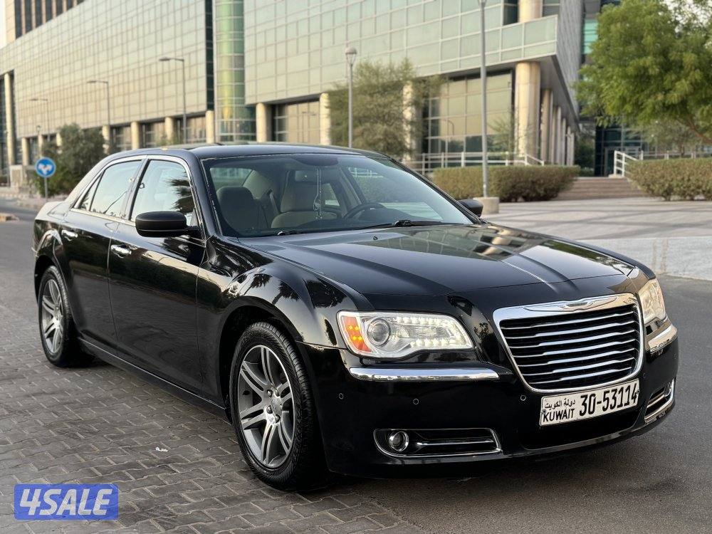 كرايزلر C300 موديل 2014 عداد 122 بحاله ممتازه1