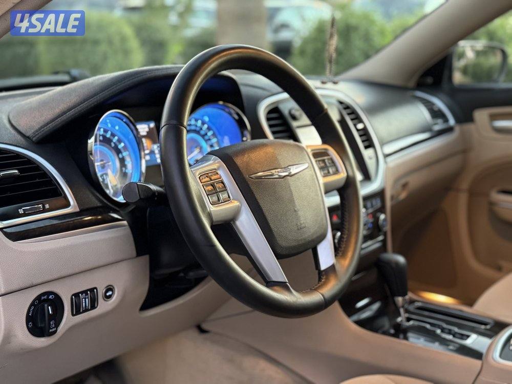 كرايزلر C300 موديل 2014 عداد 122 بحاله ممتازه12