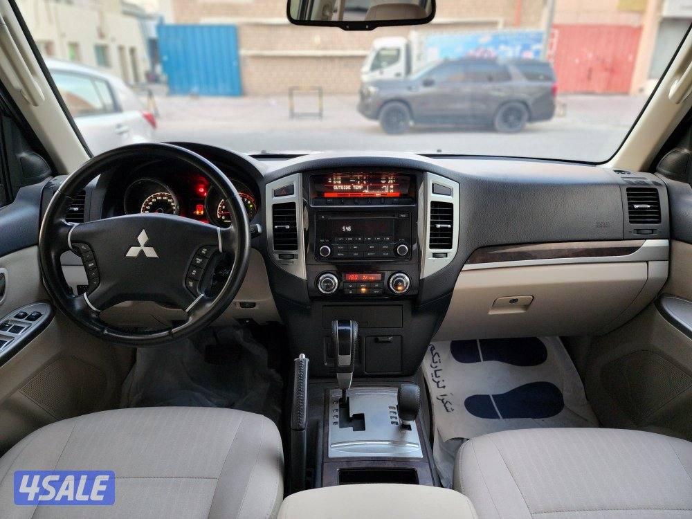 للبيع باجيرو ٢٠١٩ ماكينة صغيرة عداد ٢٠٩ ألف شرط الفحص6