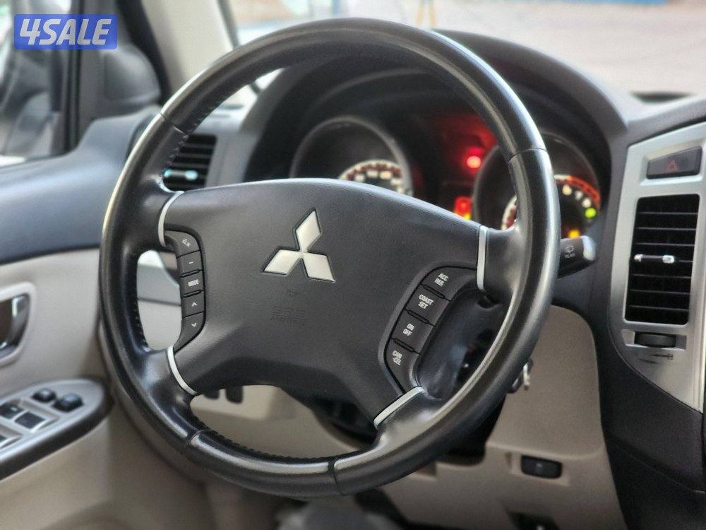 للبيع باجيرو ٢٠١٩ ماكينة صغيرة عداد ٢٠٩ ألف شرط الفحص8