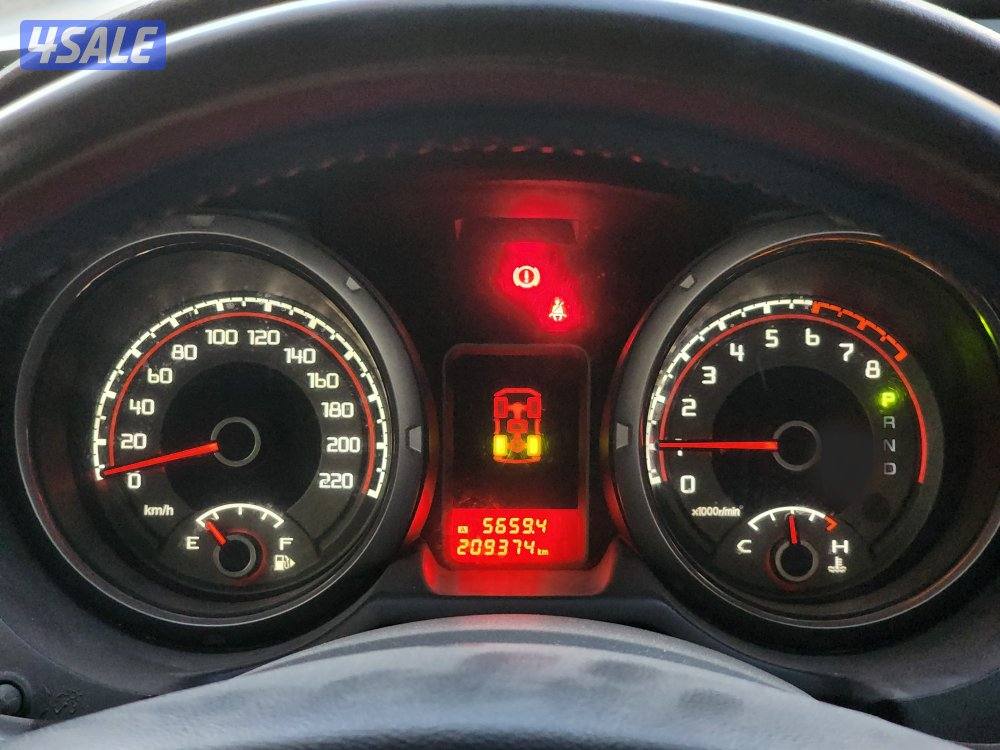 للبيع باجيرو ٢٠١٩ ماكينة صغيرة عداد ٢٠٩ ألف شرط الفحص10