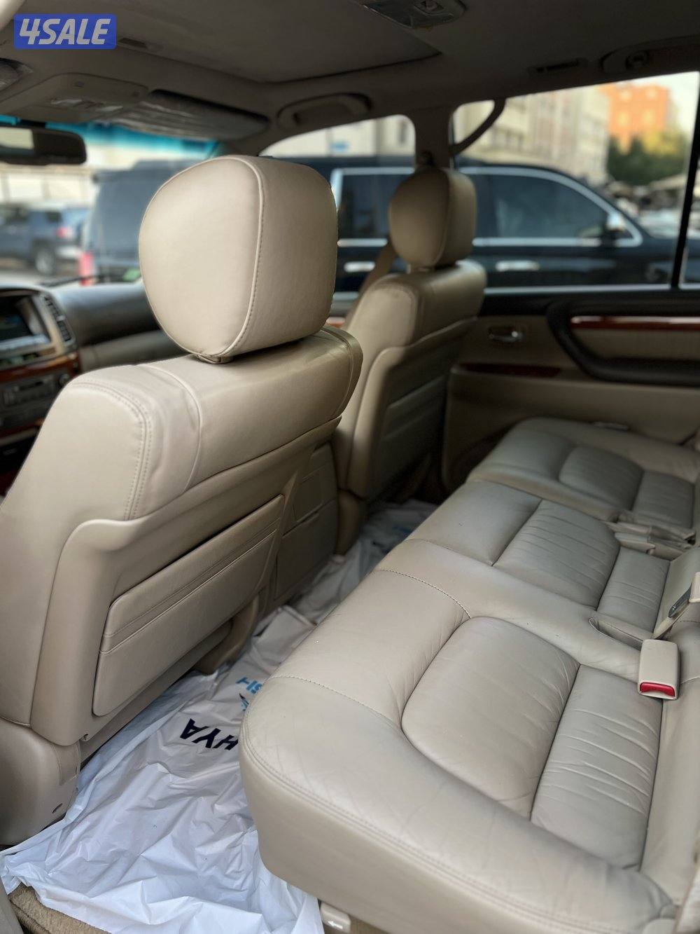 لكزس الساير عداد ٤١١ مالك ثالث4