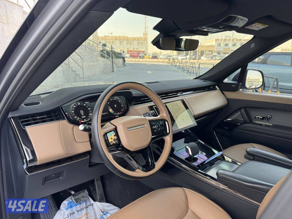 للبيع لاندروفر اسبورت موديل 202411