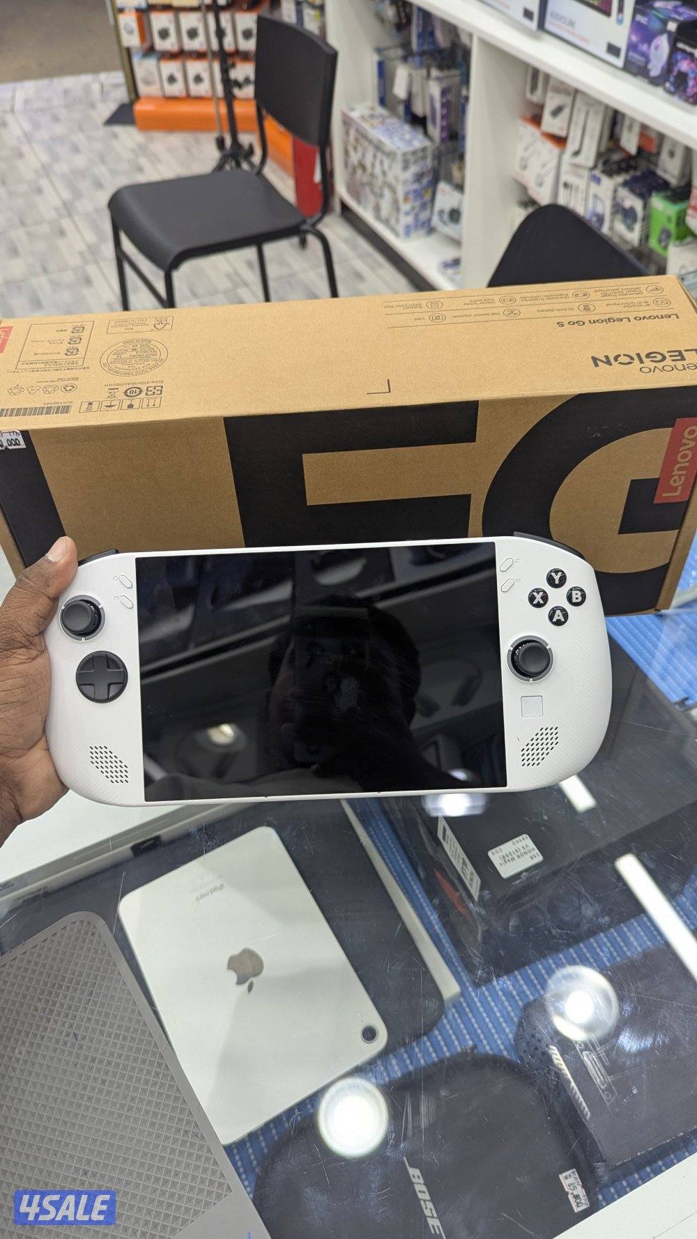 Lenovo Legion GO S (1TB)3