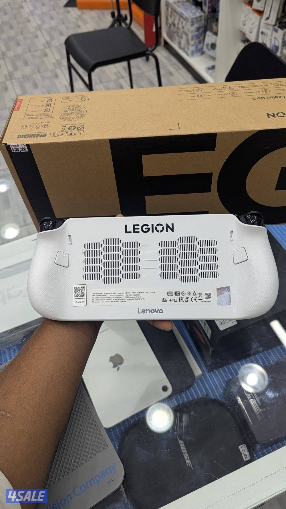 Lenovo Legion GO S (1TB)4