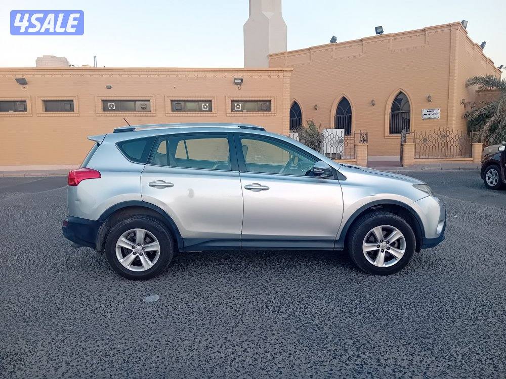 للبيع جيب راف4 شرط الفحص المالك الاول1