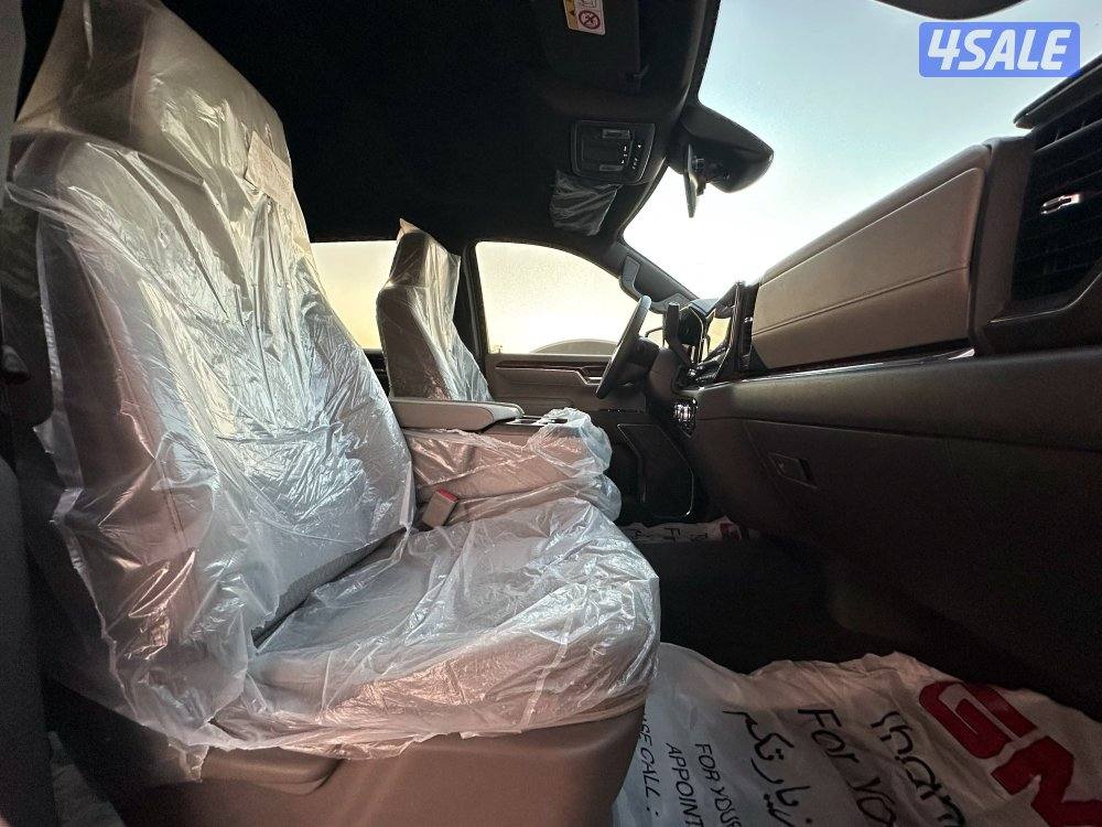 معرض القمة🚩9