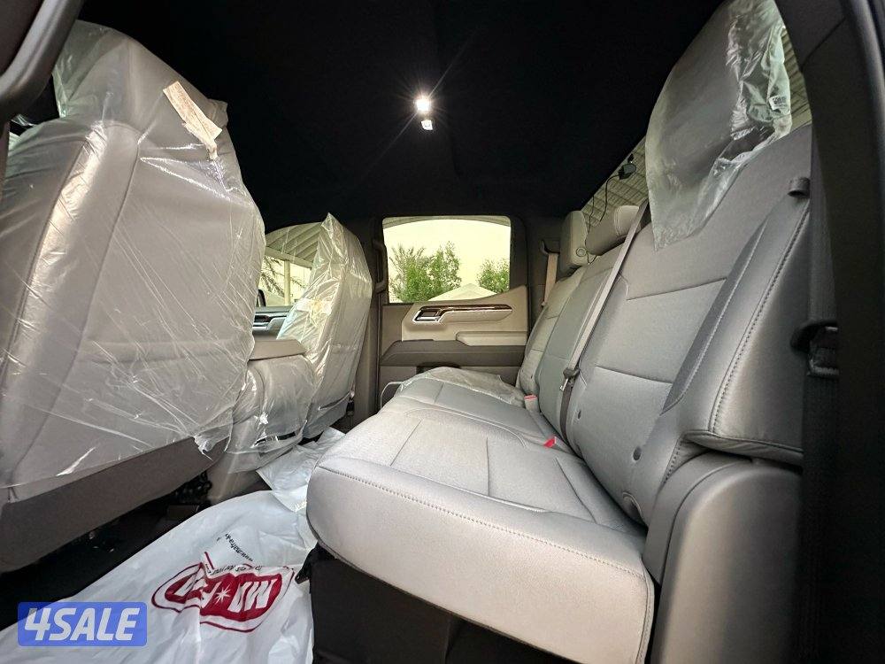 معرض القمة🚩10