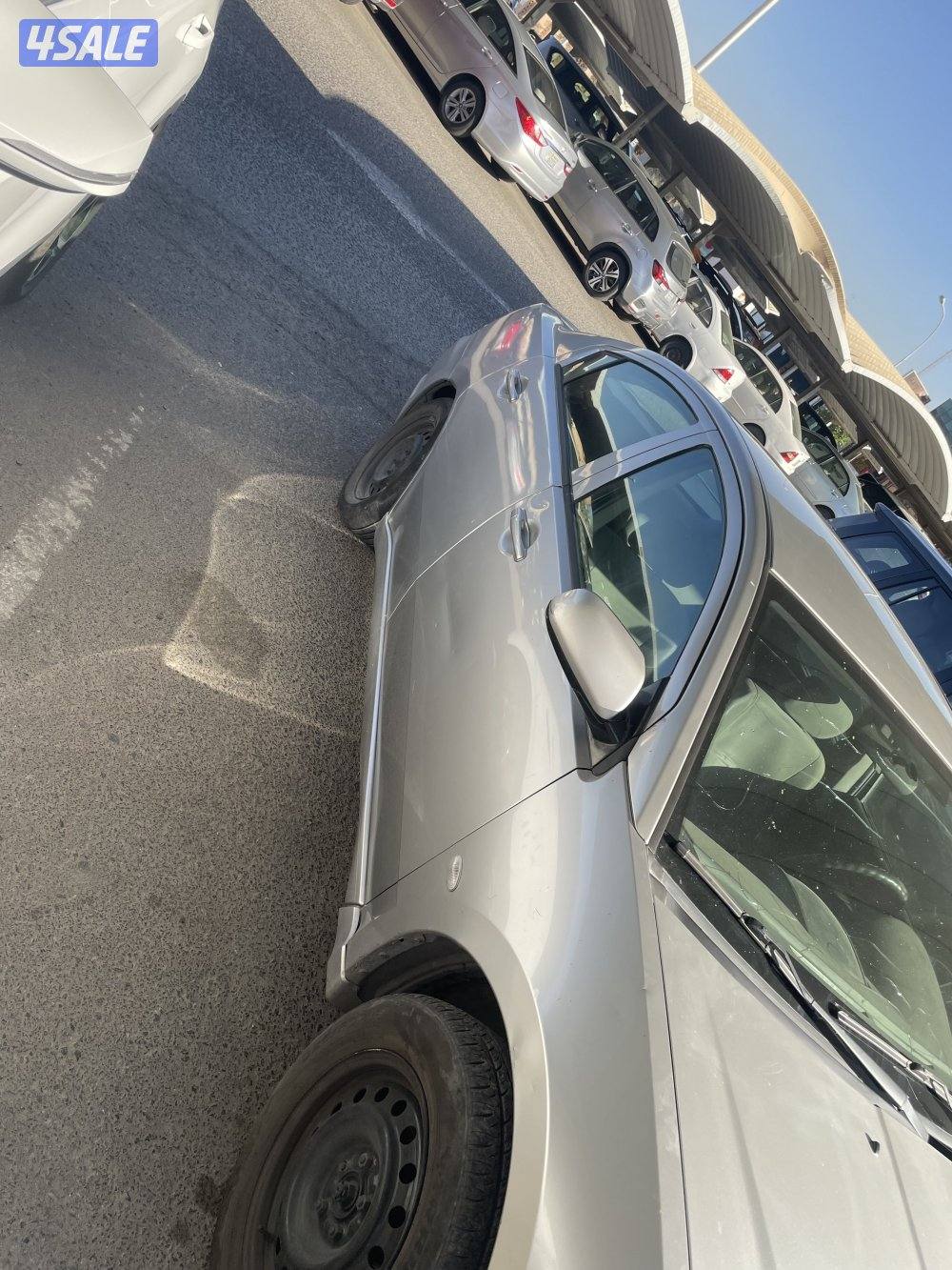 سياره لبيع2