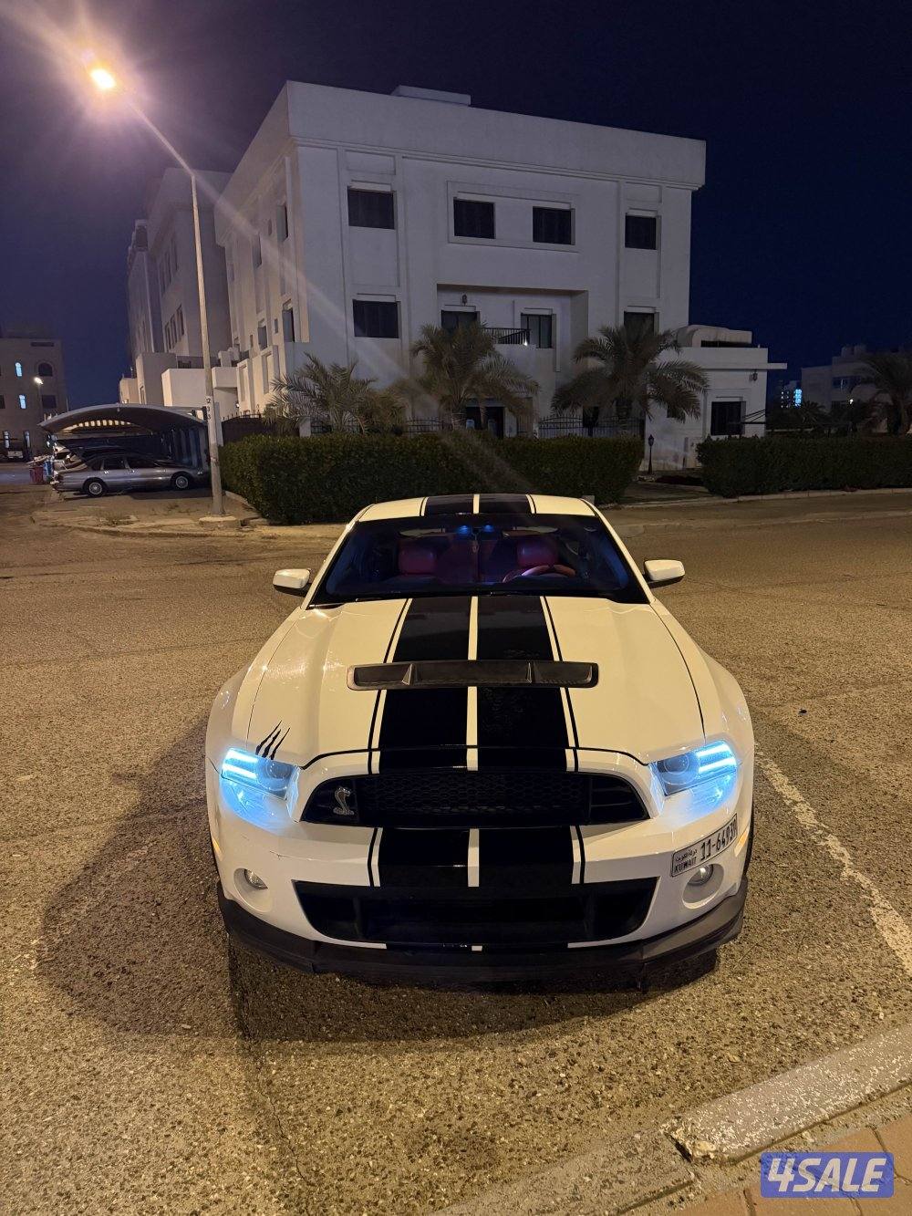 2013 بحاله ممتازه 6 سلندر عداد 134 الف ميل2