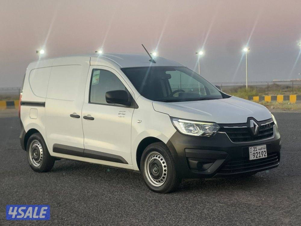 للبيع رينو دوكر1