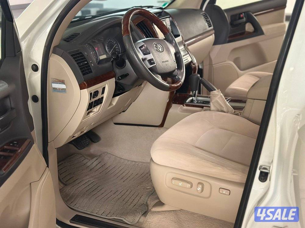 لاند كروزر 2012 صبغ وكالة7