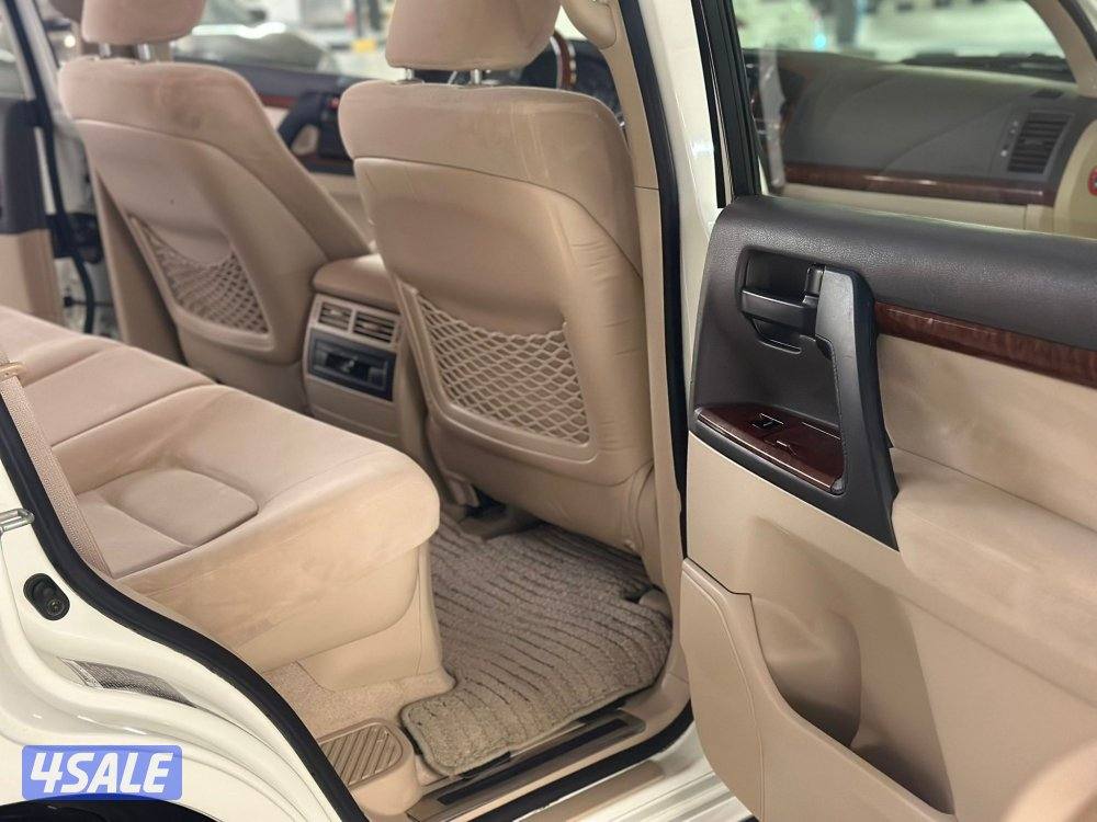 لاند كروزر 2012 صبغ وكالة11