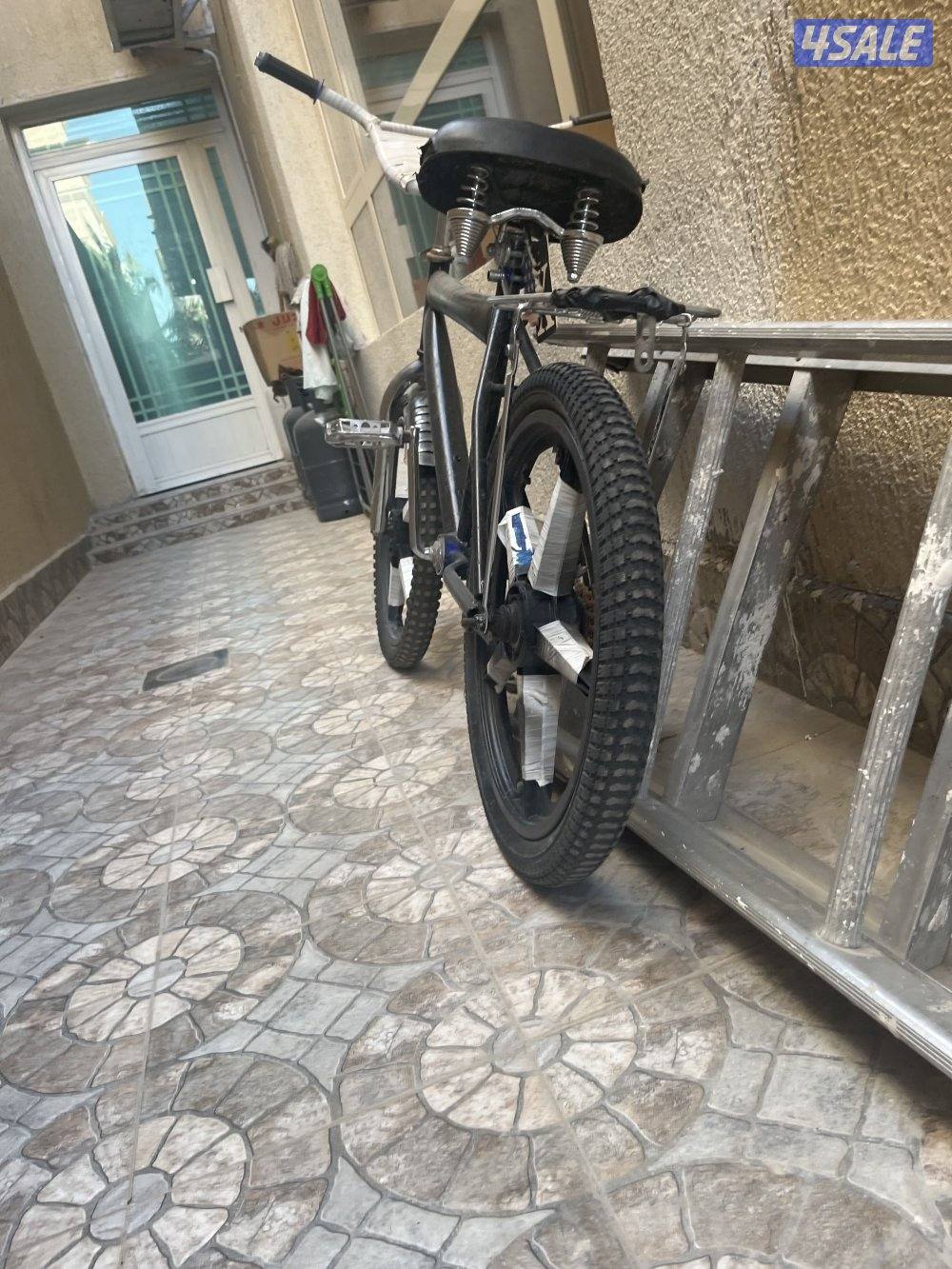 سيكل بي إم اكس نذيف1