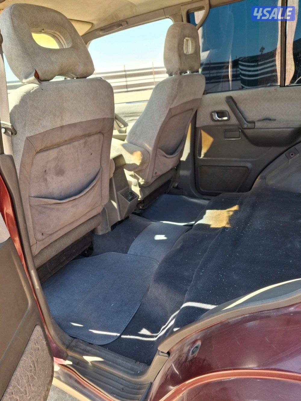 للبيع باجيرو 98 قير عادي5