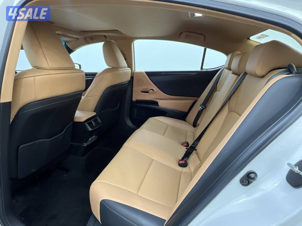 LEXUS ES350 22ES350-PREMIER_U3