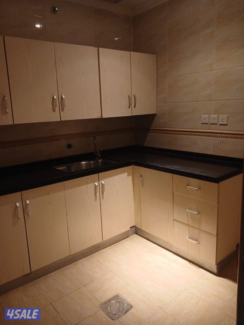 لاصحاب الذوق الرفع غرفتين وصاله مطبخ حمامين شغل فاخر غير مفروشه9