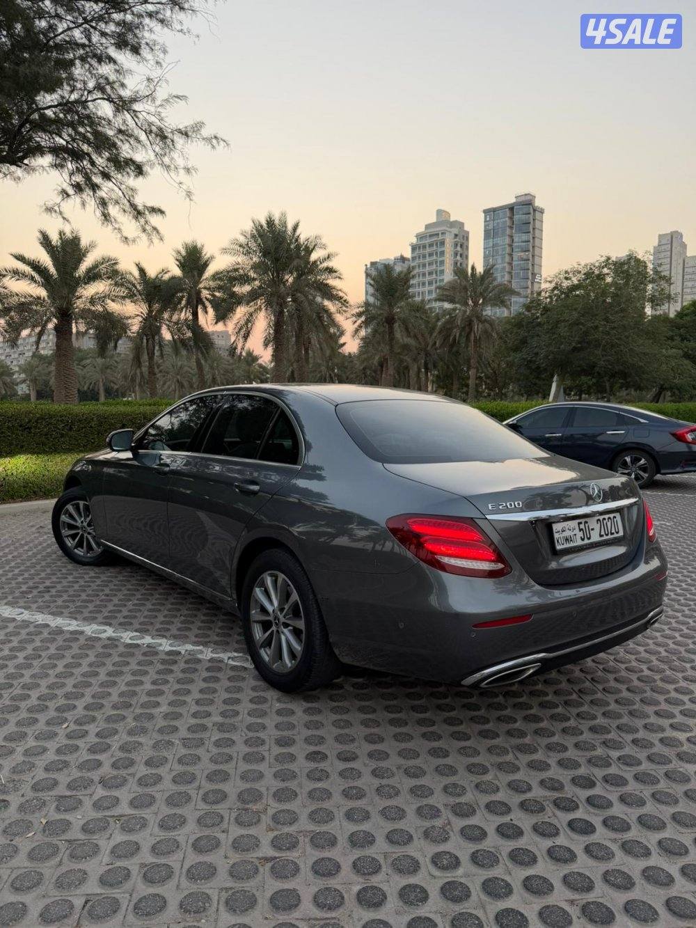 مرسيدس ٢٠١٩ بسعر مغري جداا وأقل سعر بالسوق4