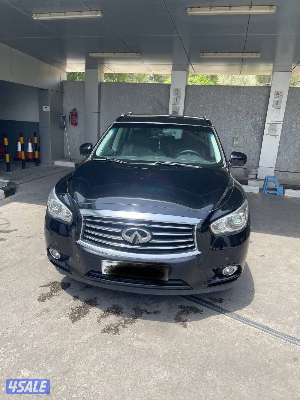 سياره انفنتيQX60 موديل ٢٠١٤(أعلي فئه) صبغ الوكالة عداد (١٢٢)بيمه ١١شهر1