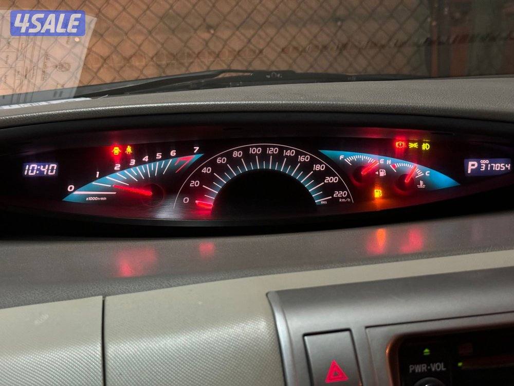 تويوتا بريفيا2