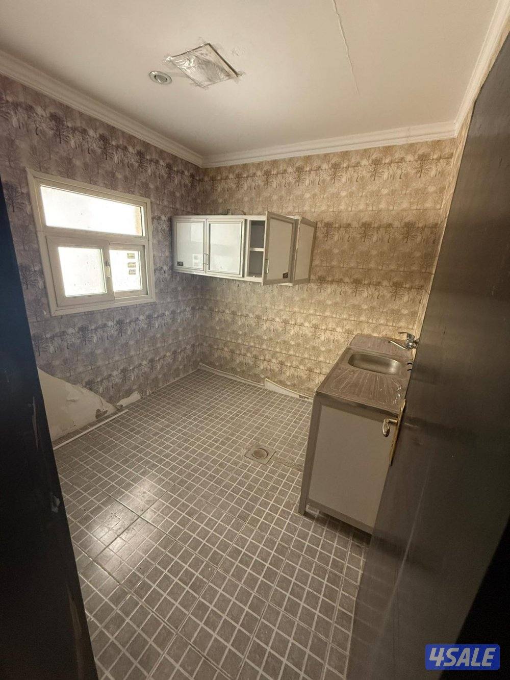 ميدان حولي شقه للايجار7