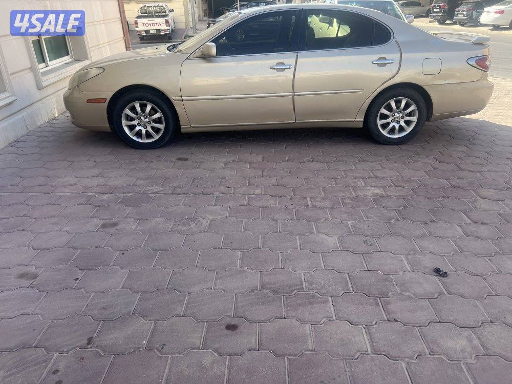 لكزس es3000