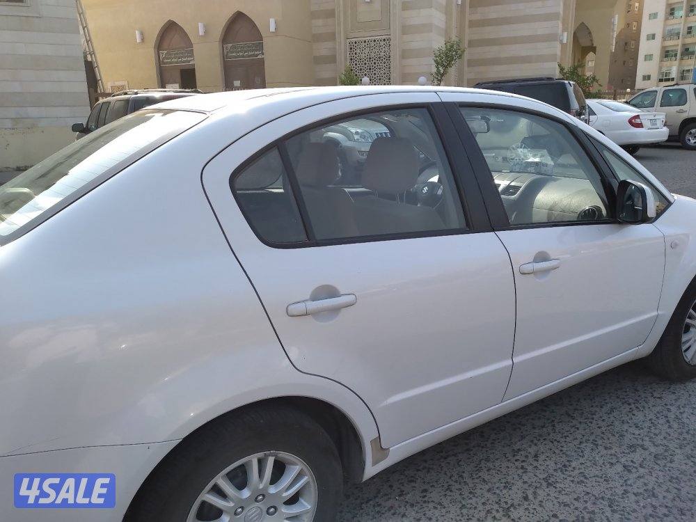 للبيع سياره سوزوكي SX4 سرفس الوكالة1