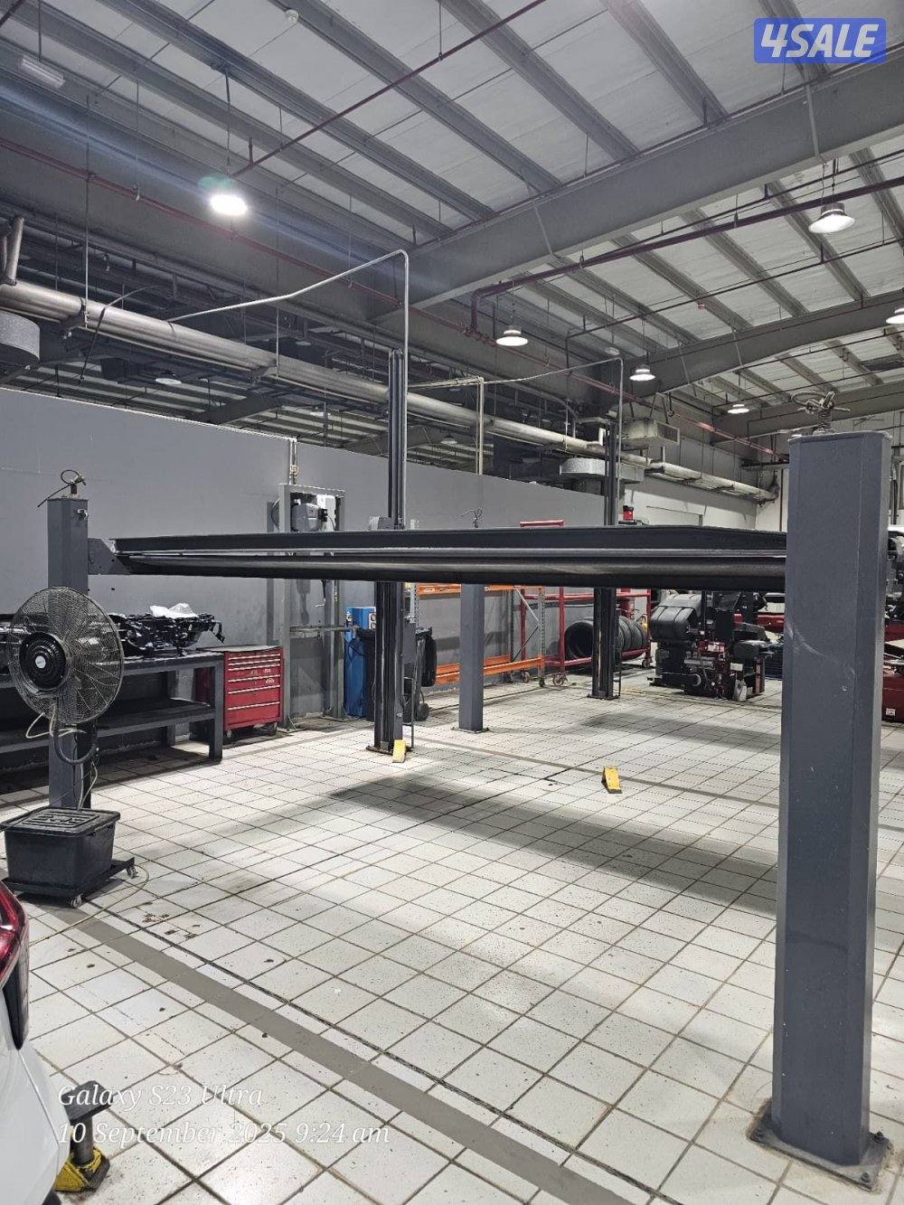 جك خاص بك اج الشارات شبه جديد اربع أعمدة0