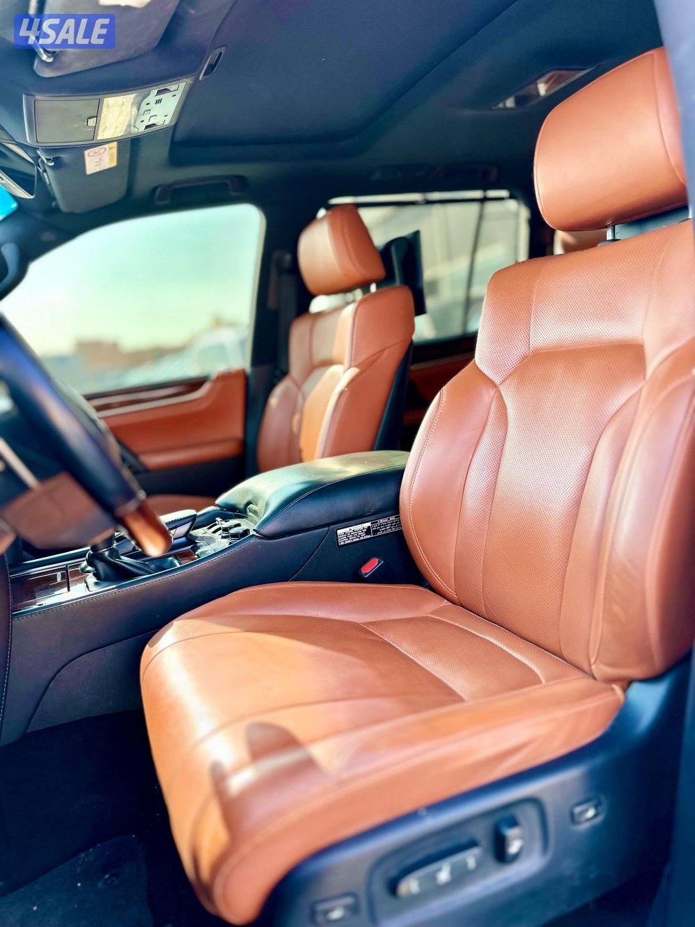 لكزس LX570 الساير موديل 2020 عداد 2908