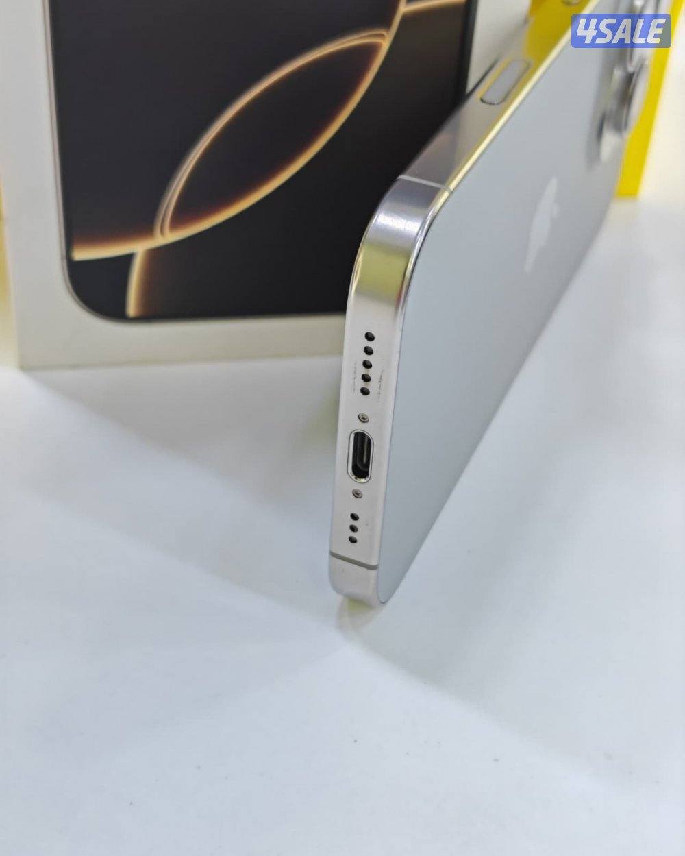 ايفون 16 برو – 256 جيجابايت – تيتانيوم طبيعي – iPhone 16 Pro – 256GB3