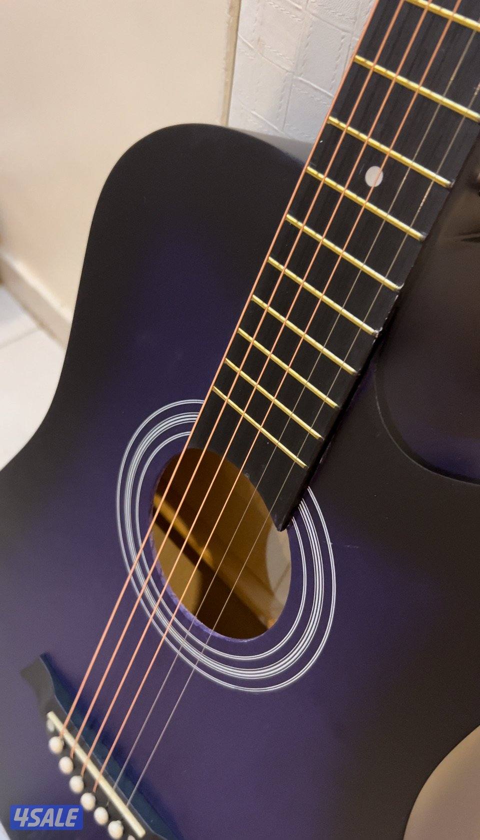 بيعة سريعة جيتار اكوستيك جديد بالكرتون New Guitar3