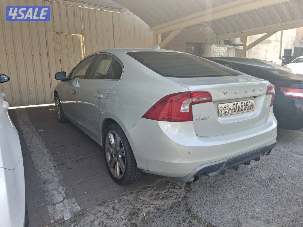 فولفو موديل 2013 S602